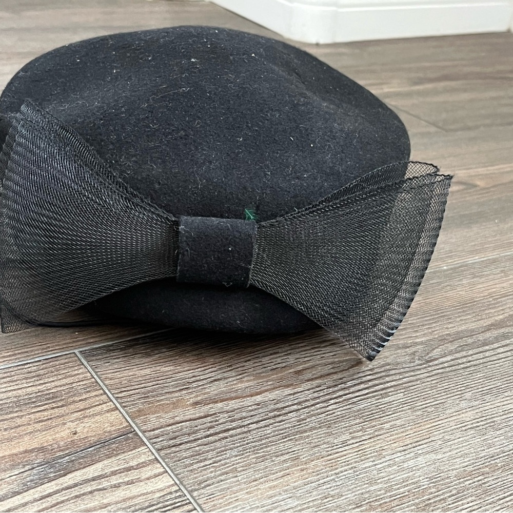 Elegant Black Women's Hat with Bow - Picture 11 of 12